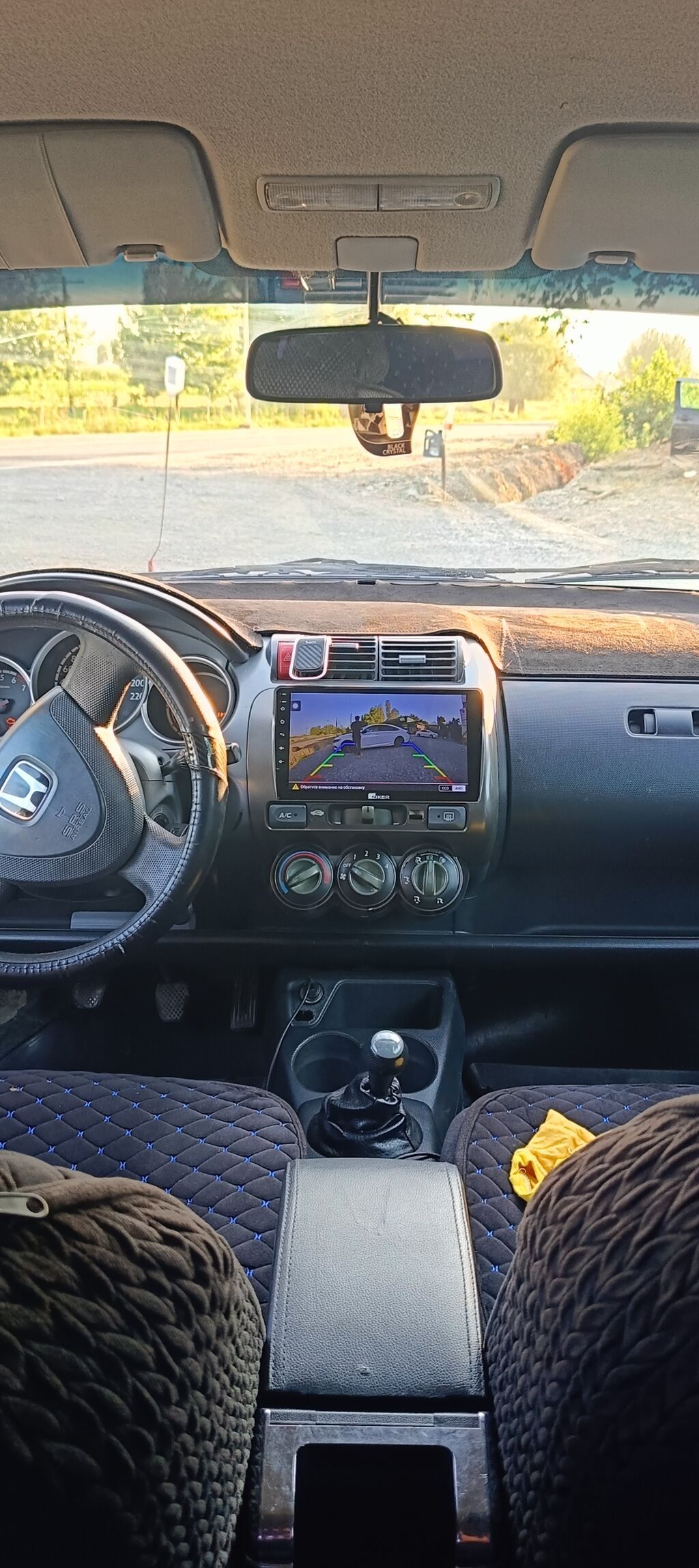 Honda Jazz: 2002 г., 1.4 л, Механика, Бензин, Хэтчбэк: фото 3