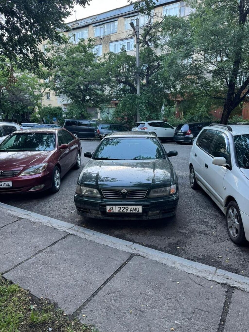 Nissan Maxima: 1998 г., 2 л, Автомат, Бензин, Седан: фото 4