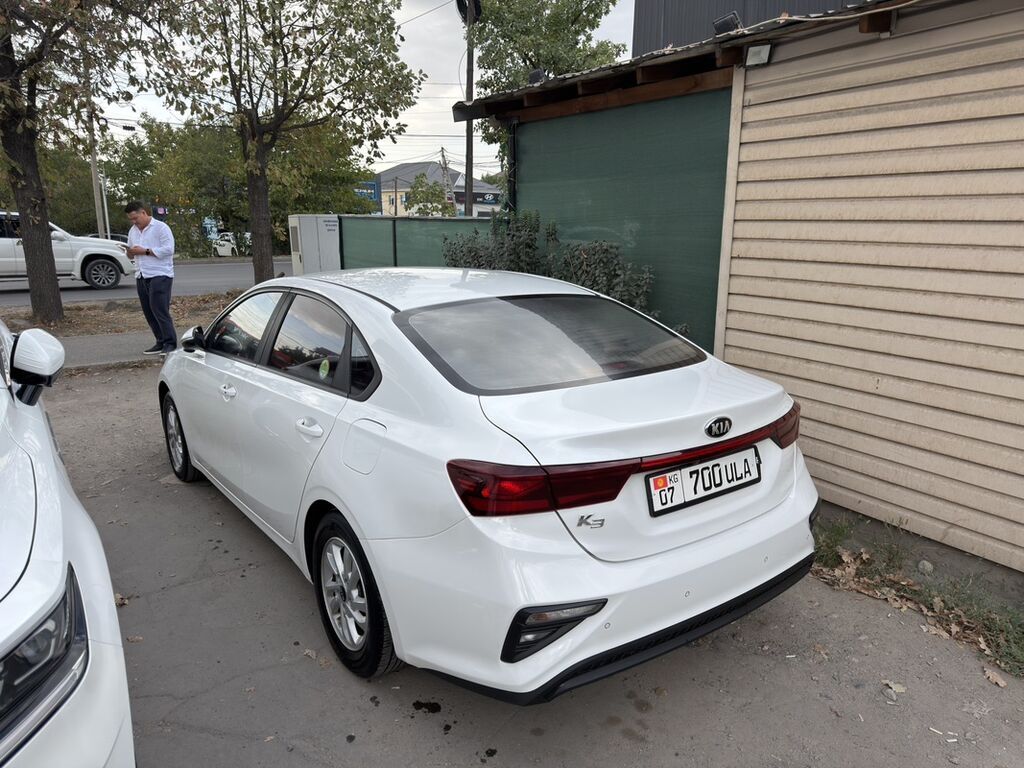 Kia K3: 2019 г., Автомат, Седан: фото 3
