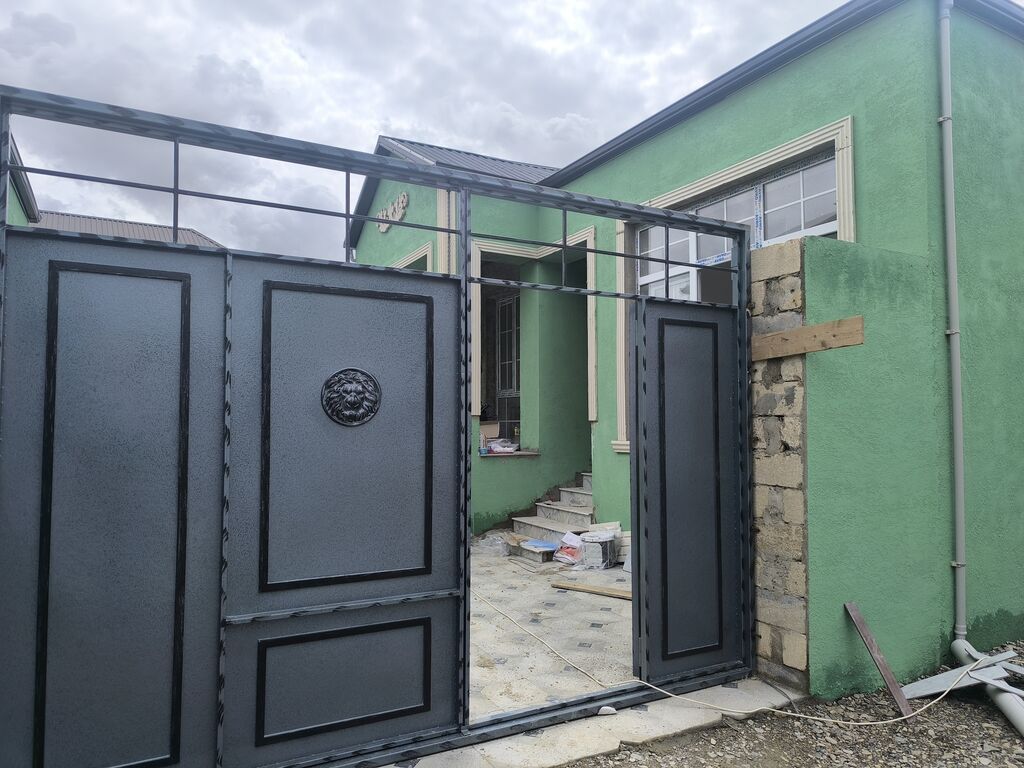 3 otaqlı, 90 kv. m, Təmirsiz