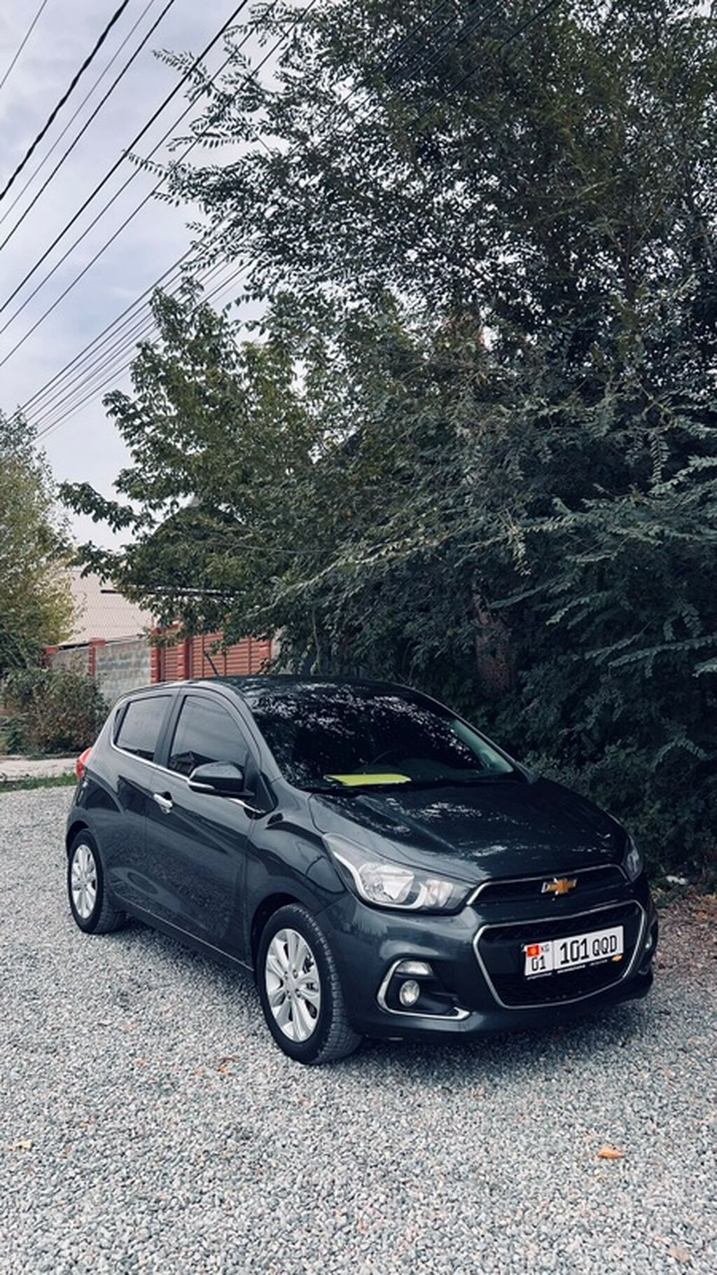 Chevrolet Spark: 2017 г., 1 л, Вариатор, Бензин, Хэтчбэк: фото 1