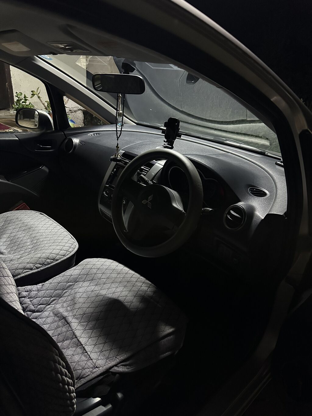 Mitsubishi Colt: 2004 г., 1.3 л, Автомат, Бензин, Хэтчбэк: фото 5