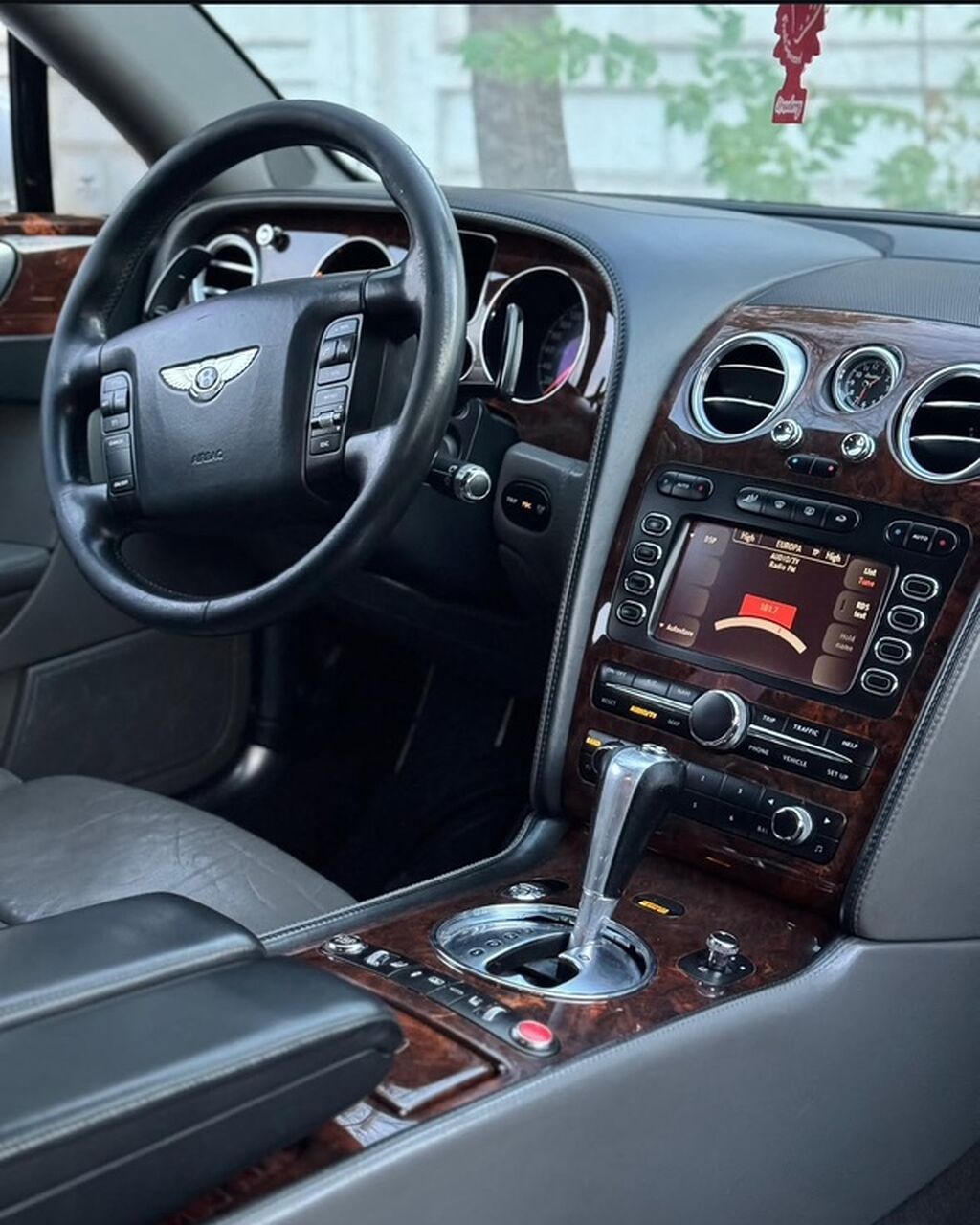 Bentley Continental: 2005 г., 4.3 л, Автомат, Бензин, Седан: фото 2