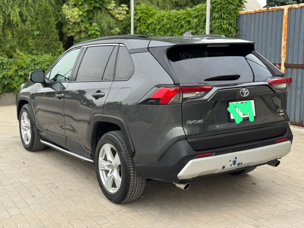Toyota RAV4: 2020 г., 2.5 л, Автомат, Бензин, Кроссовер: фото 4