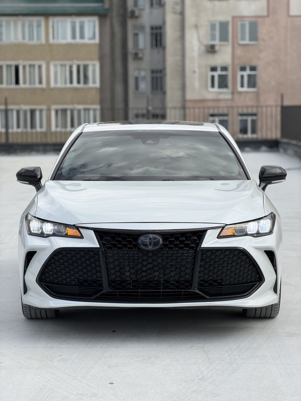 Toyota Avalon: 2018 г., 2.5 л, Автомат, Гибрид, Седан: фото 5