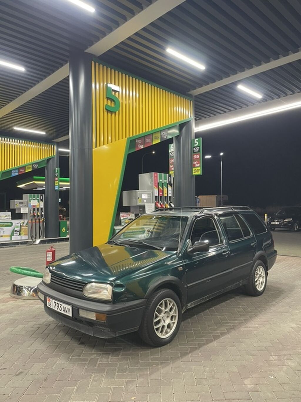Volkswagen Golf: 1995 г., 1.8 л, Механика, Бензин, Универсал: фото 3