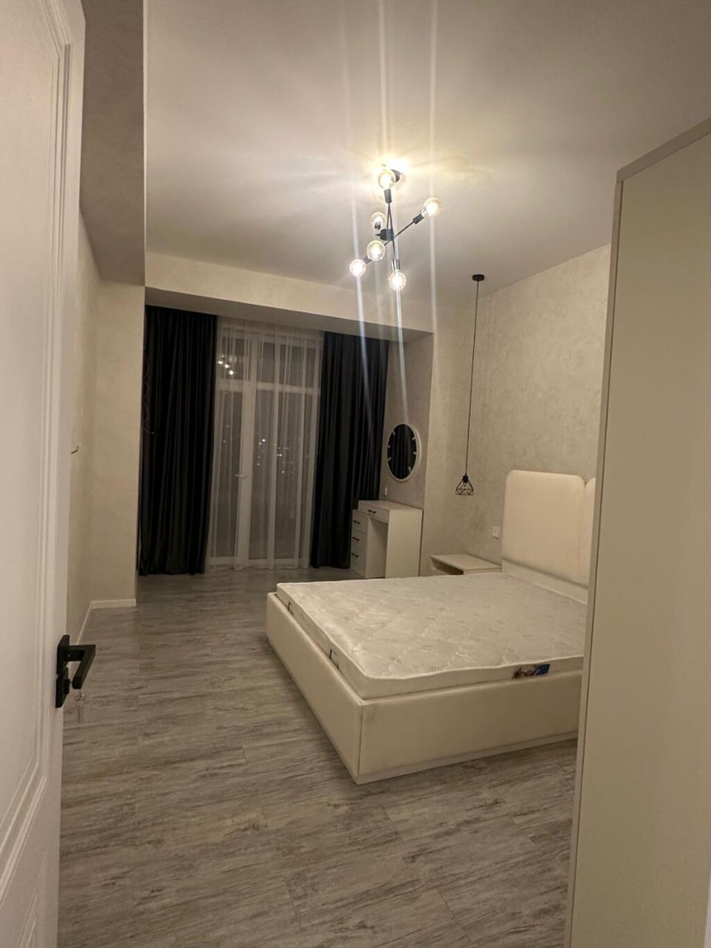 3 otaqlı, 115 kv. m