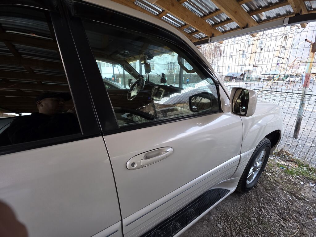 Lexus LX: 2003 г., 4.7 л, Автомат, Бензин, Внедорожник: фото 7