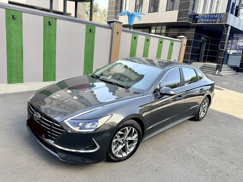 Hyundai Sonata: 2021 г., 2 л, Автомат, Газ, Седан: фото 2