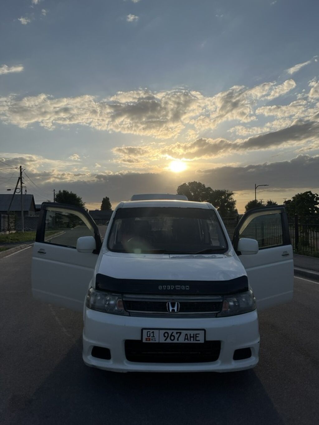 Honda Stepwgn: 2004 г., 2.4 л, Автомат, Бензин, Минивэн: фото 2