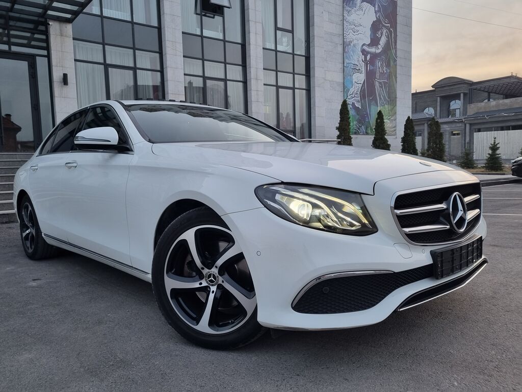Mercedes-Benz E-Class: 2019 г., Автомат, Бензин, Седан: фото 1