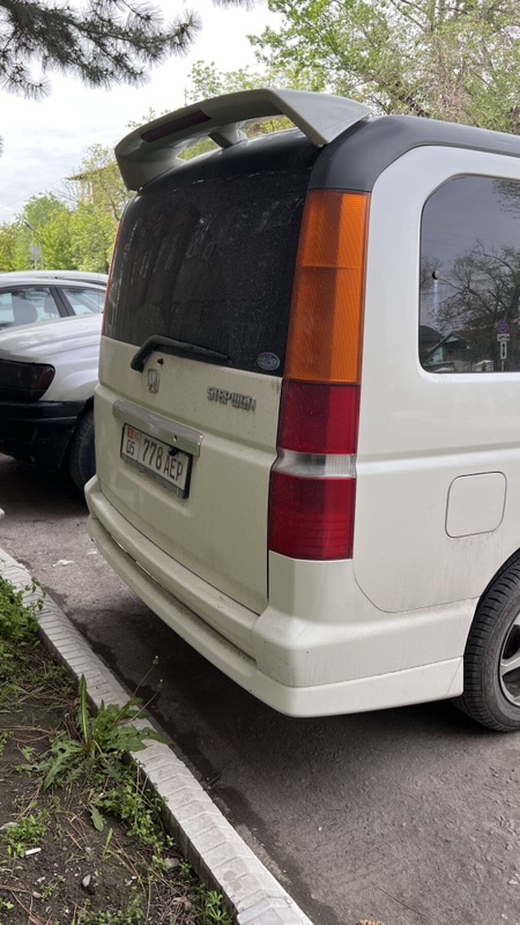 Honda Stepwgn: 2002 г., 2 л, Автомат, Бензин, Минивэн: фото 3