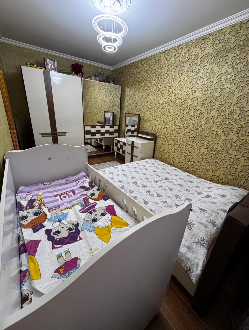Saray, 4 otaqlı, Köhnə tikili, 85 kv. m
