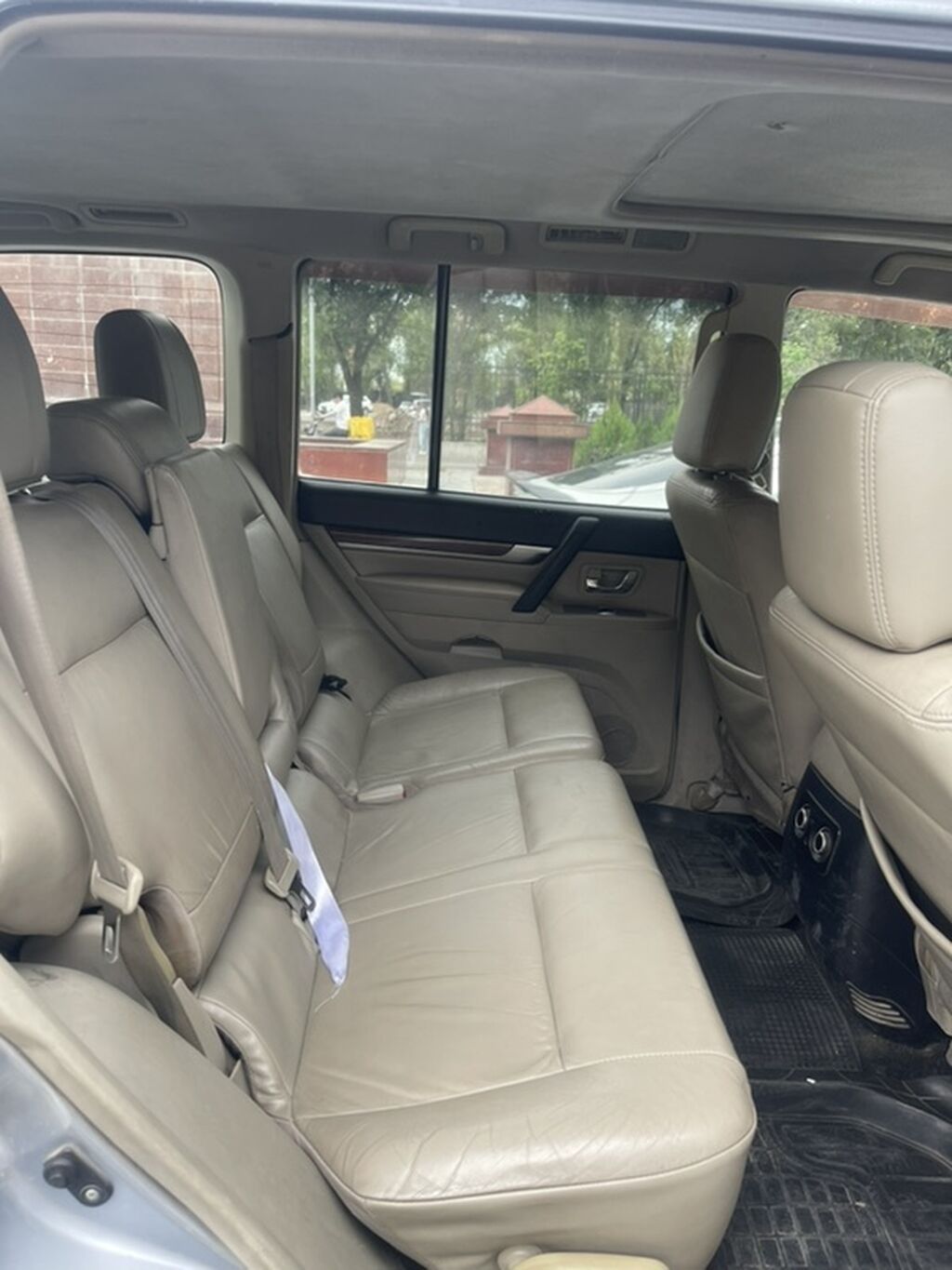 Mitsubishi Pajero: 2008 г., 3 л, Автомат, Газ, Внедорожник: фото 4