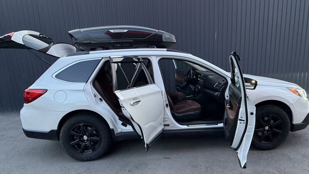 Subaru Outback: 2017 г., 3.6 л, Вариатор, Газ, Универсал: фото 6
