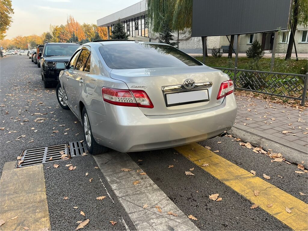 Toyota Camry: 2009 г., 2.5 л, Автомат, Бензин, Седан: фото 3