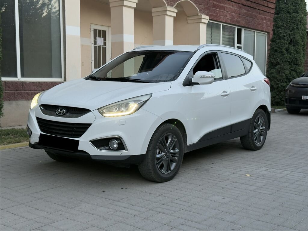 Hyundai ix35: 2014 г., 2 л, Автомат, Бензин, Кроссовер: фото 3