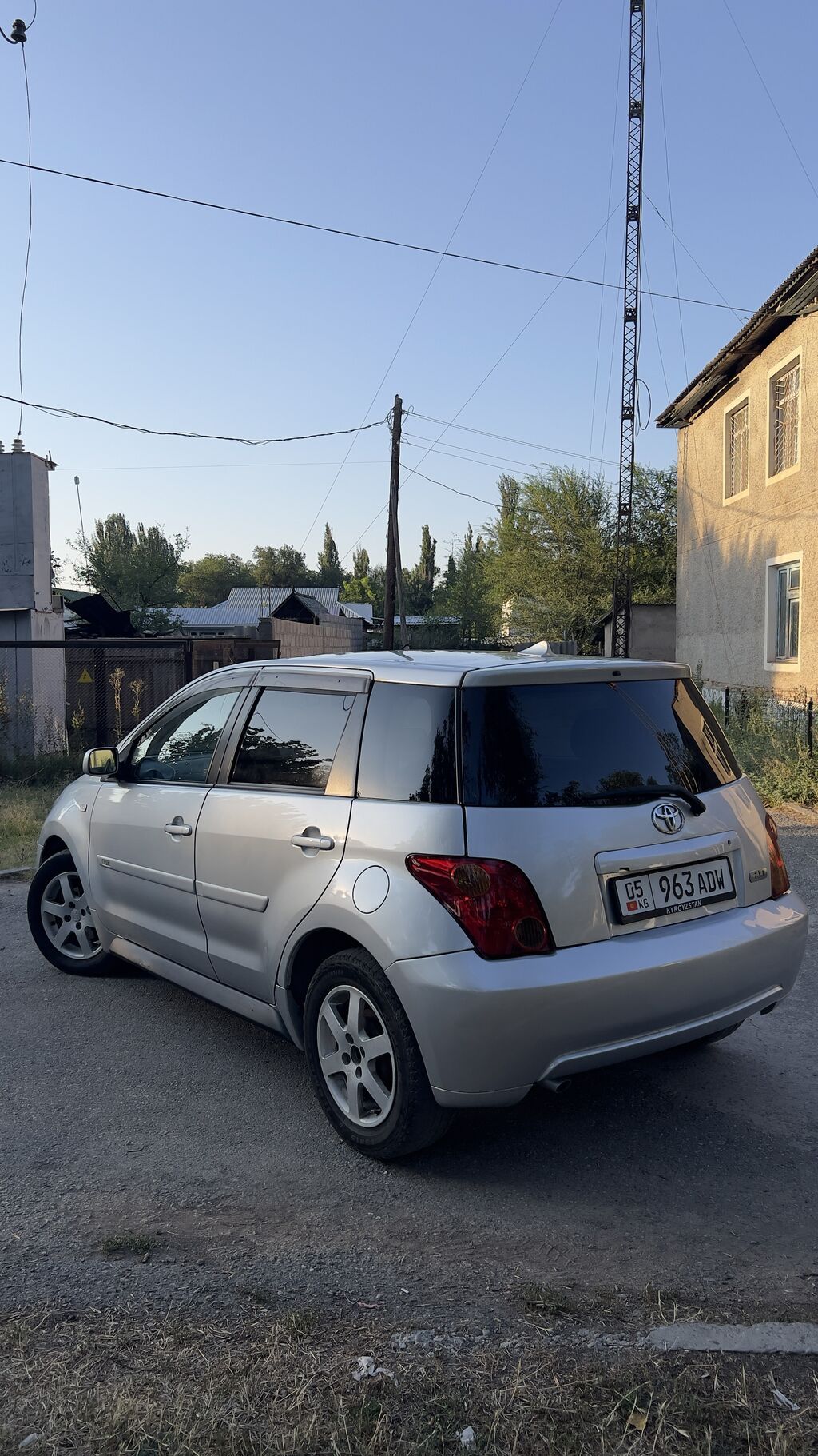 Toyota Ist: 2002 г., 1.5 л, Автомат, Бензин: фото 4