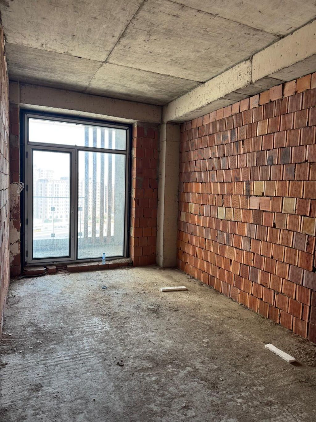 3 otaqlı, Yeni tikili, m. Koroğlu, 127 kv. m