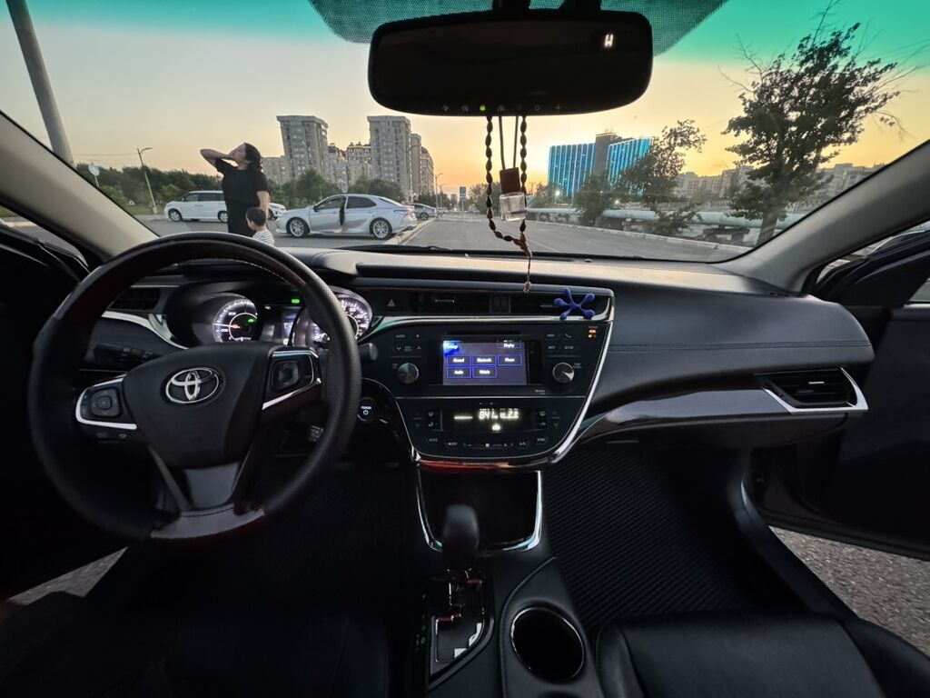 Toyota Avalon Hybrid 2013, седан, 2.5 л: фото 7
