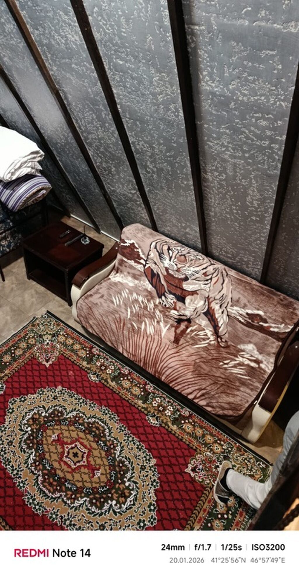 Qaxda A‑Frame tipli dağ evi – gündəlik istirahət üçün - Üslub: trapes