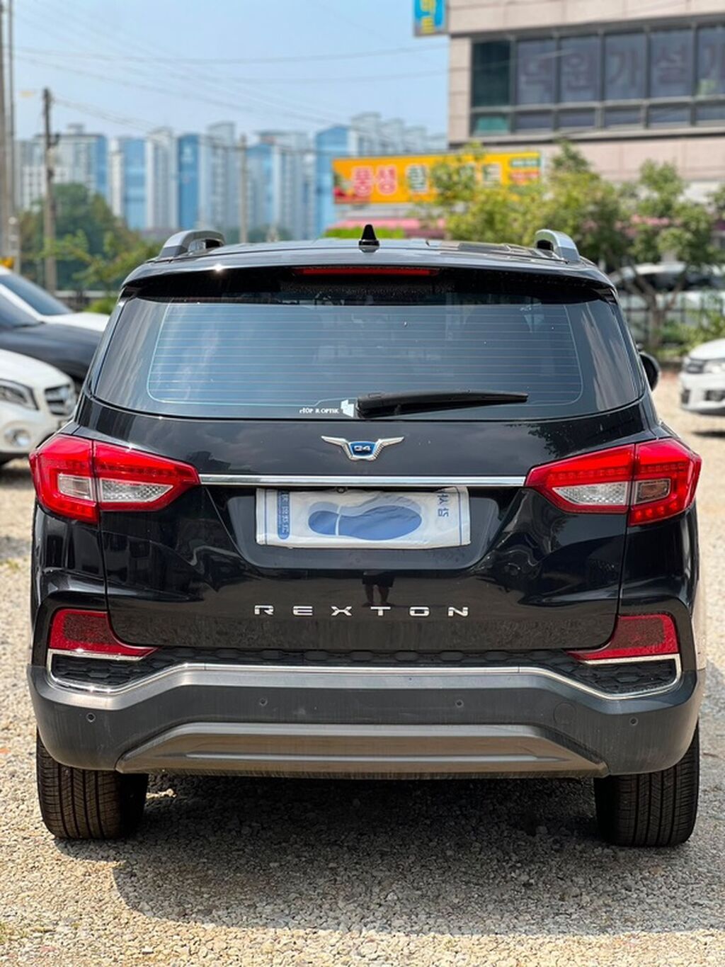 Ssangyong Rexton: 2020 г., Внедорожник: фото 3