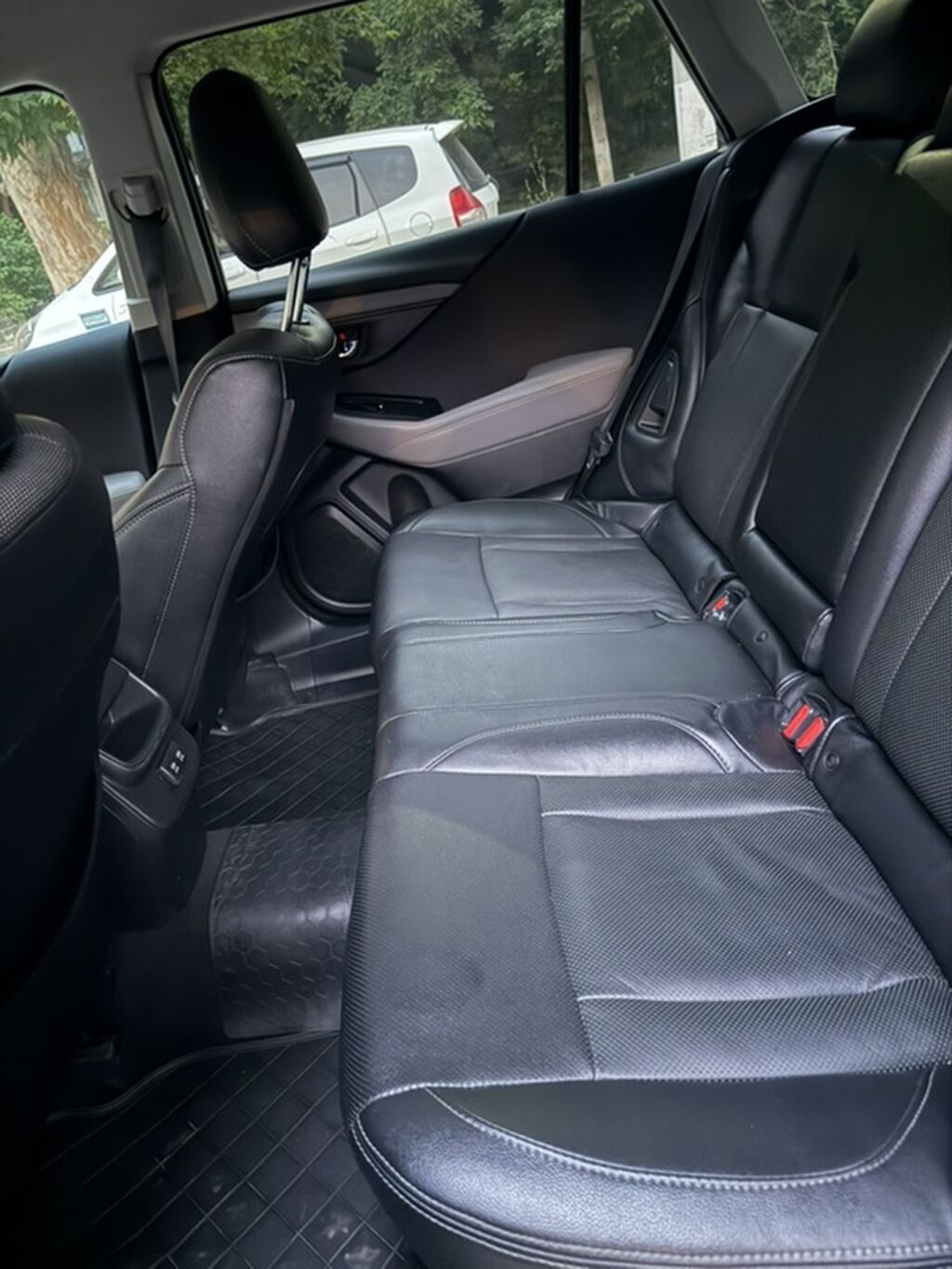 Subaru Outback: 2019 г., Кроссовер: фото 5