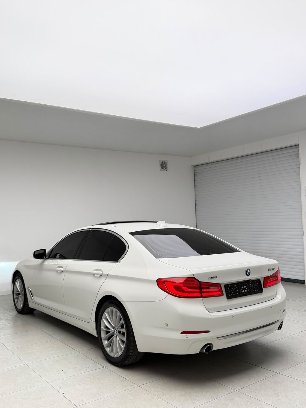 BMW 5 series: 2019 г., 2 л, Автомат, Бензин, Седан: фото 5