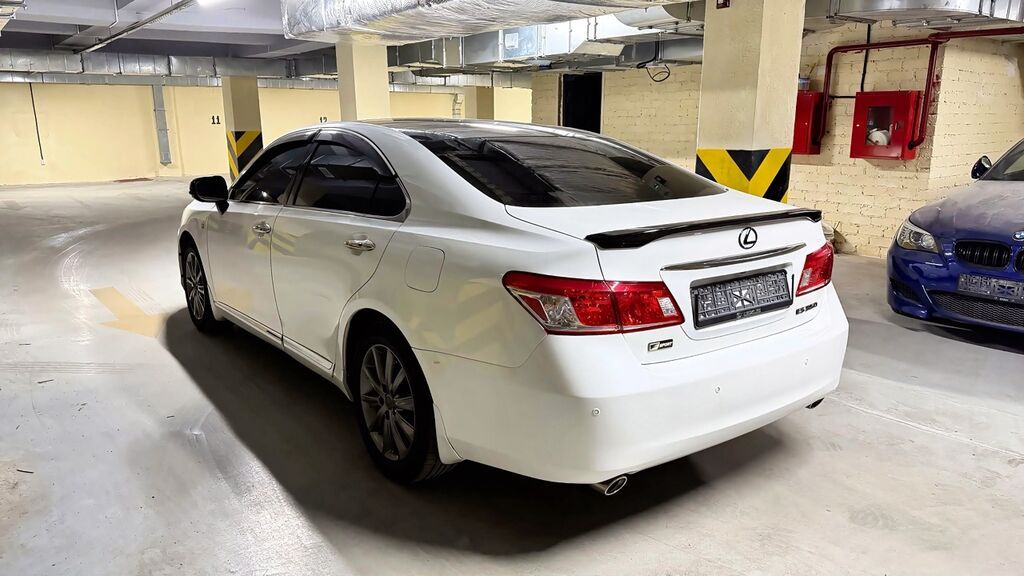 Lexus ES: 2010 г., 3.5 л, Автомат, Бензин, Седан: фото 3