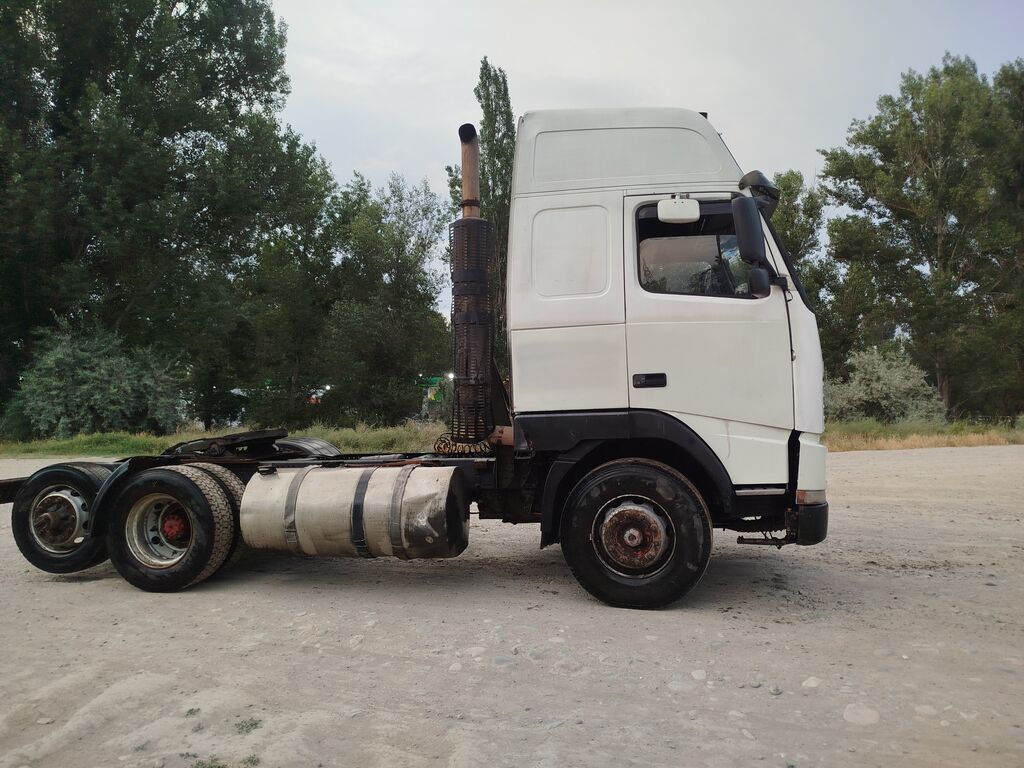 Тягач, Volvo, 1996 г.: фото 5
