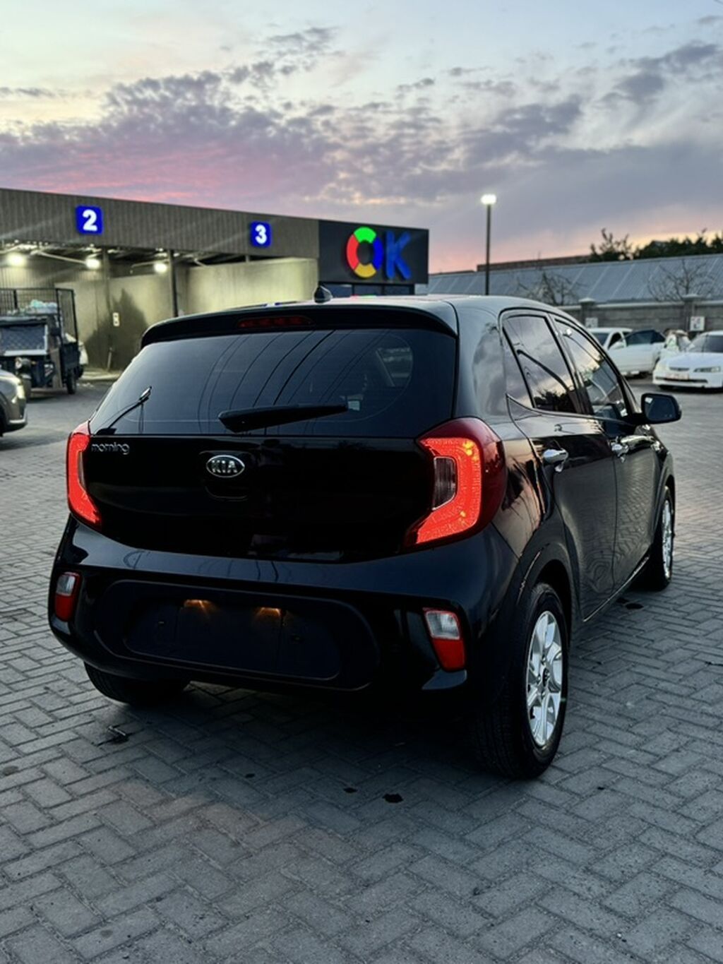 Kia Morning: 2018 г., 1 л, Автомат, Бензин, Хэтчбэк: фото 6