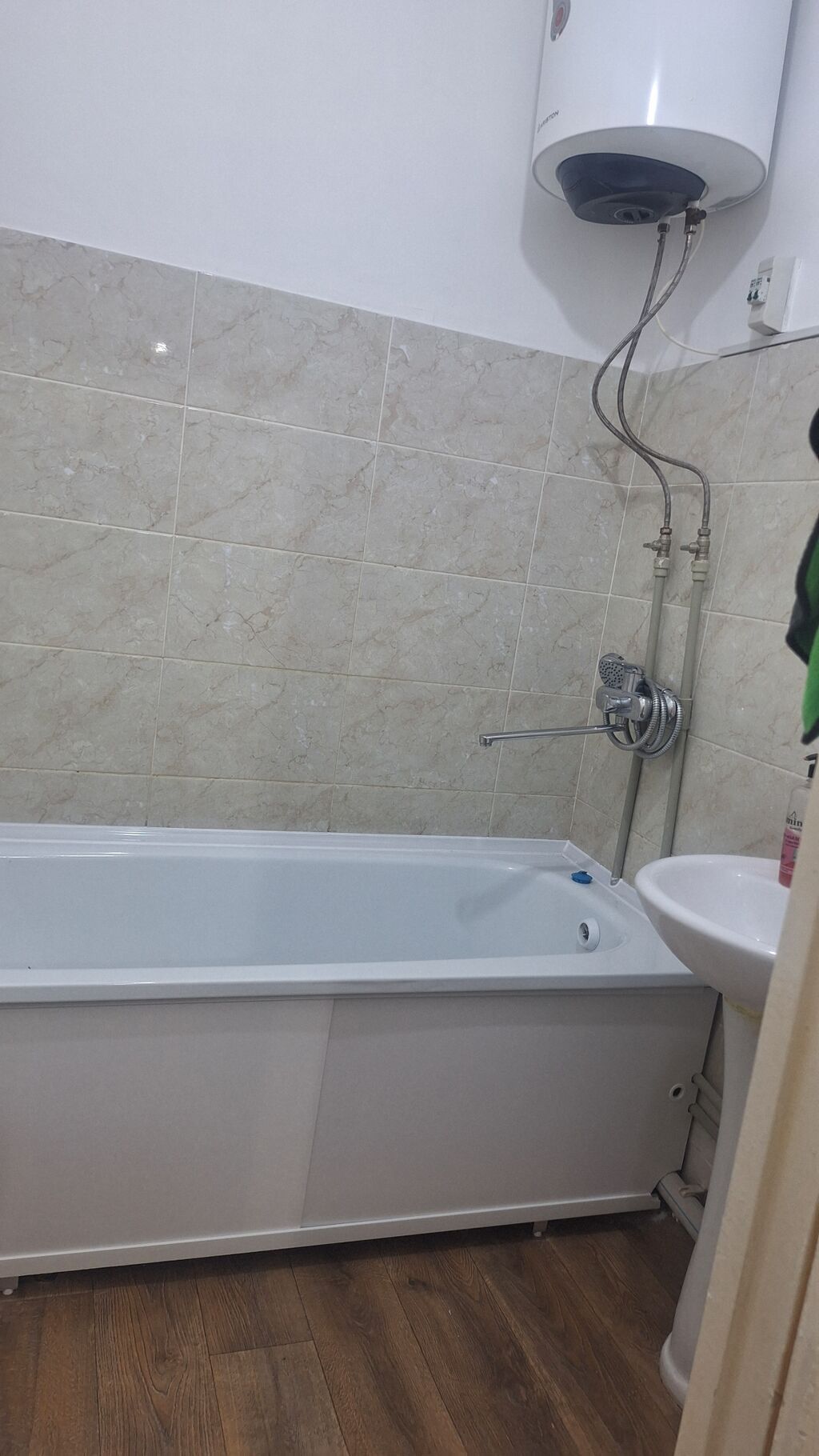 2 комнаты, 56 м², 105 серия, 1 этаж, Косметический ремонт: фото 5