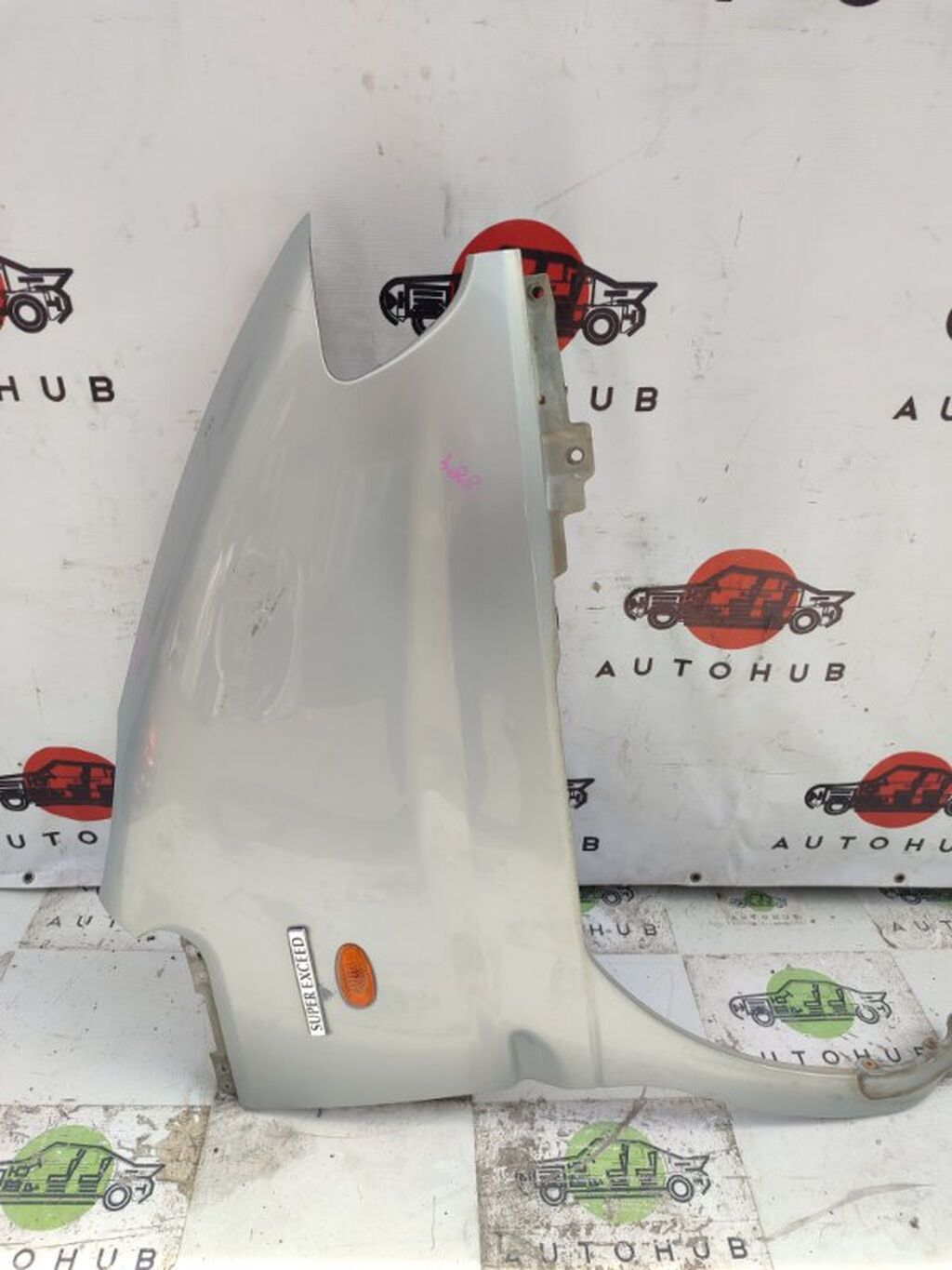 Правое переднее крыло Subaru Sambar Dias