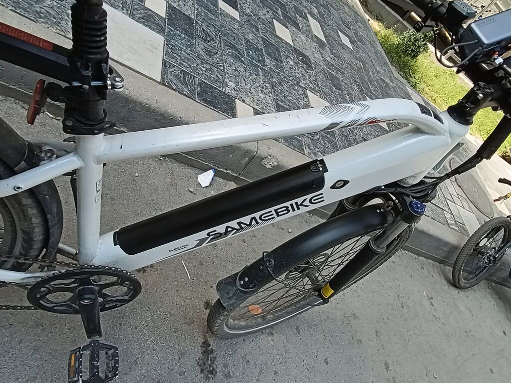 Электровелосипед SAMEBIKE с большим изотермическим кофром для: фото 3