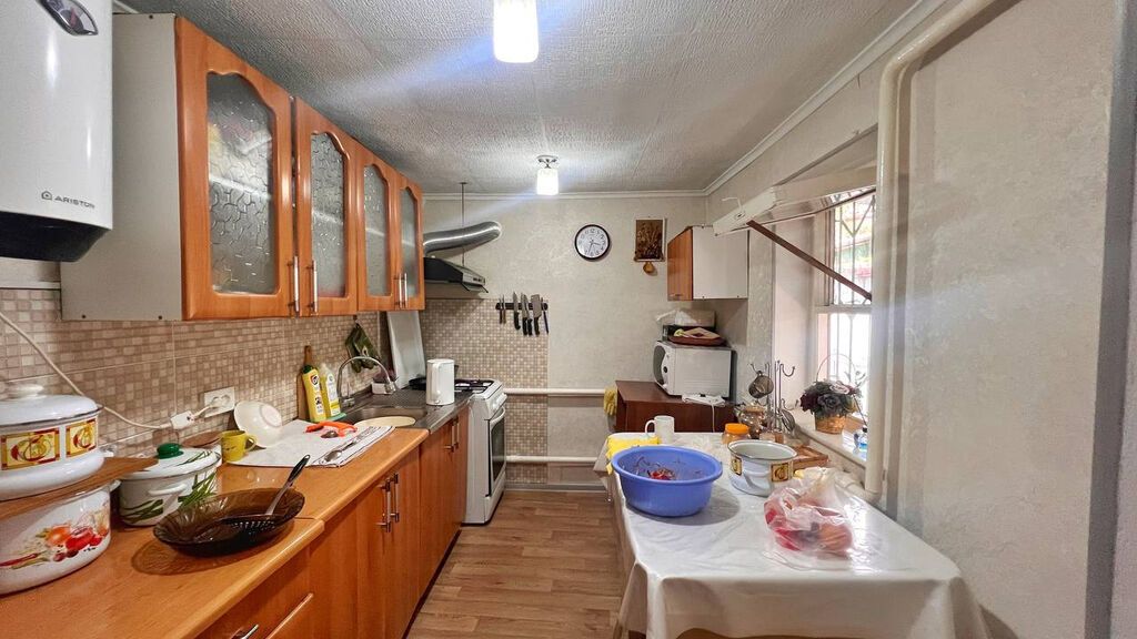 Продам Участок 2,8 соток, дом саман 59м2, р-н КНУ, 120т$ Есть: фото 6