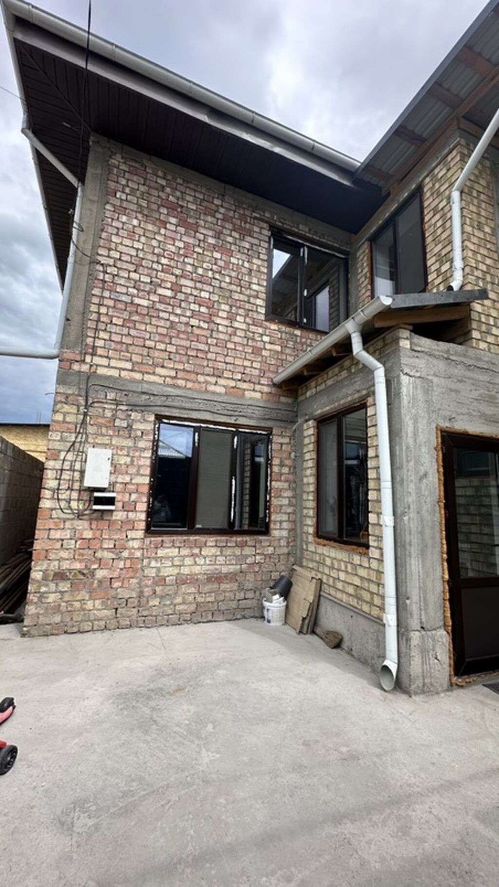 4 комнаты, 112 м², 1 соток, Бишкек, Токольдош Собственник: фото 7