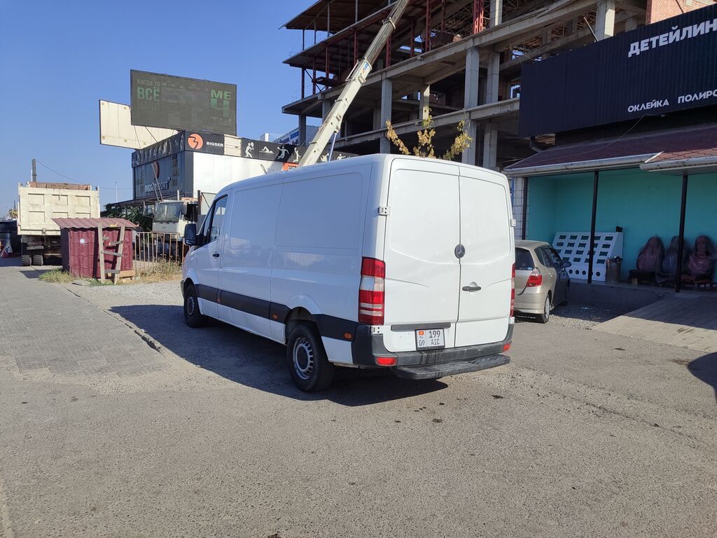 Mercedes-Benz Sprinter фургон, белый, кузов средней длины и высоты: фото 4