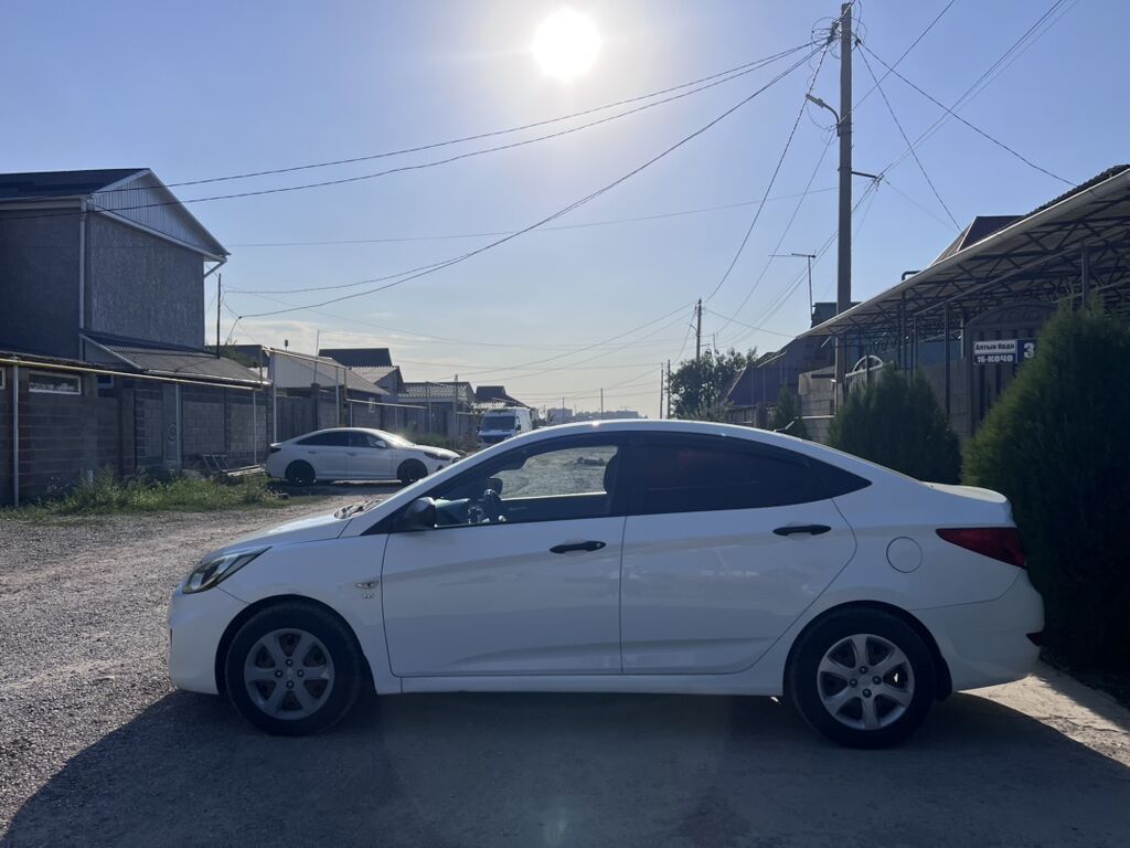 Hyundai Accent: 2013 г., 1.5 л, Автомат, Бензин, Седан: фото 5