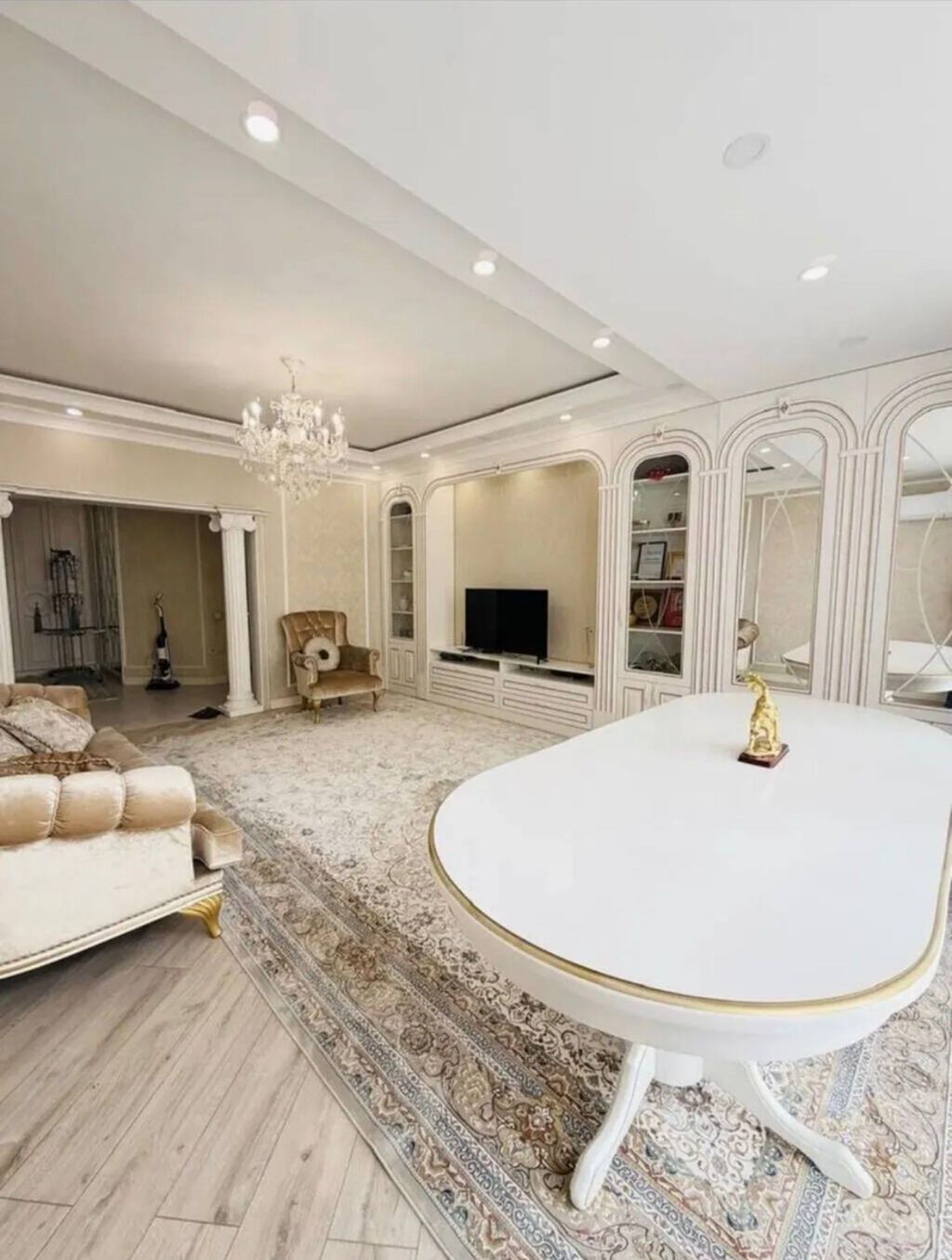 4 комнаты, 150 м², Элитка, 5 этаж, Дизайнерский ремонт: фото 3