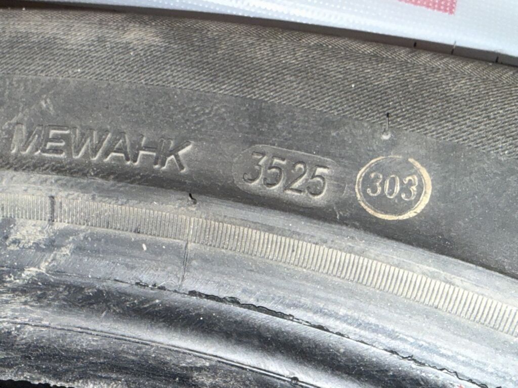 Шины 235 / 55 / R 19, Зима, Б/у, Комплект, Легковые, Китай, Durun: фото 8