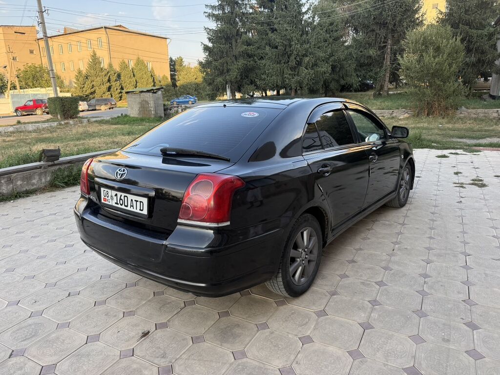Toyota Avensis: 2004 г., 2.4 л, Автомат, Бензин, Седан: фото 8