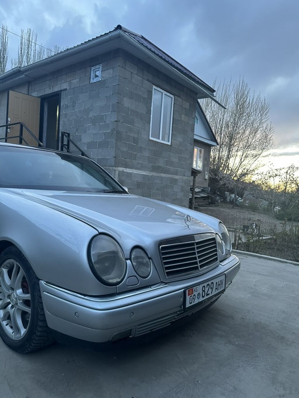 Mercedes-Benz E-Class: 1998 г., 2.8 л, Автомат, Бензин, Седан: фото 4