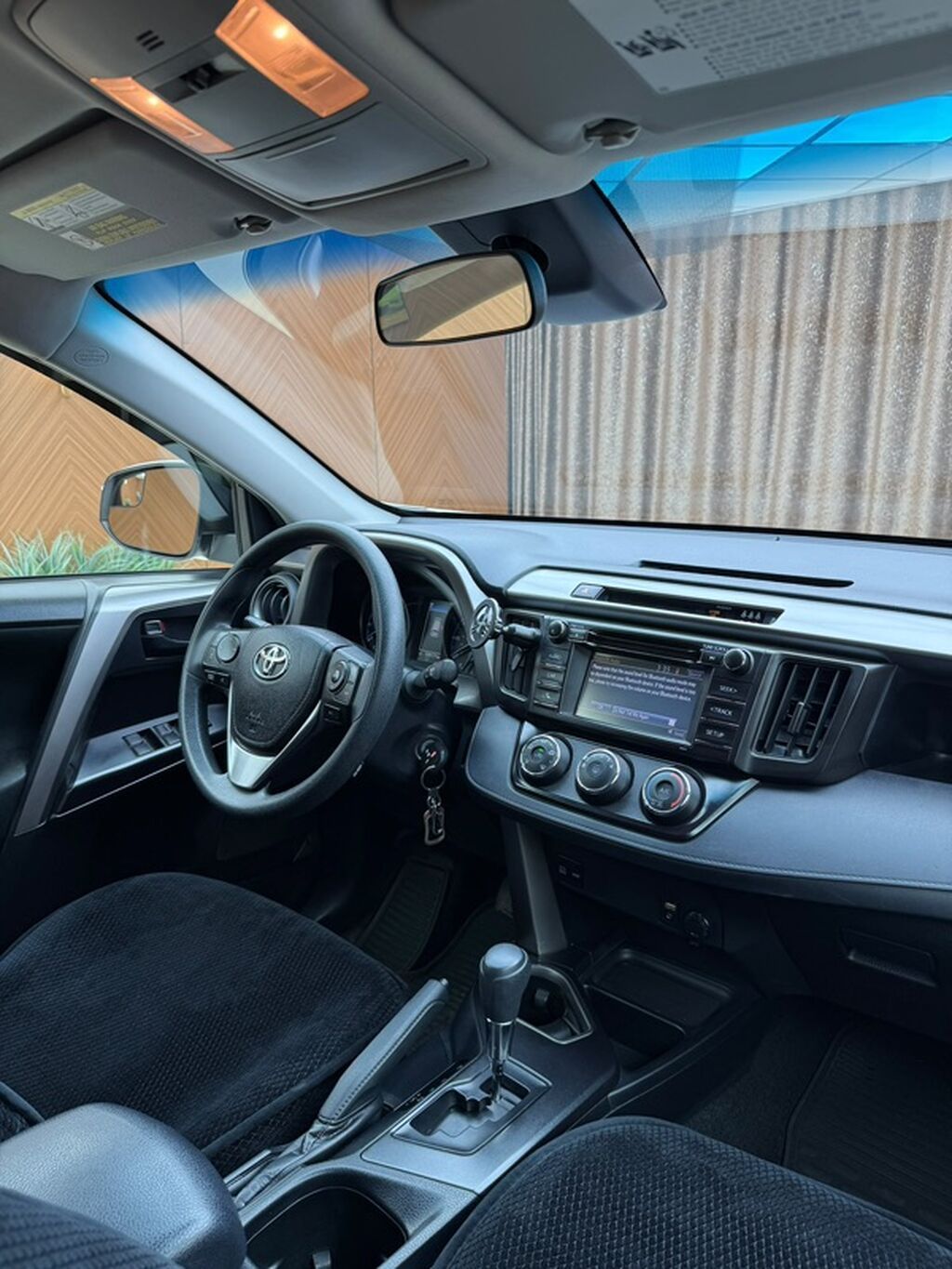 Toyota RAV4: 2018 г., 2.5 л, Автомат, Бензин, Кроссовер: фото 7