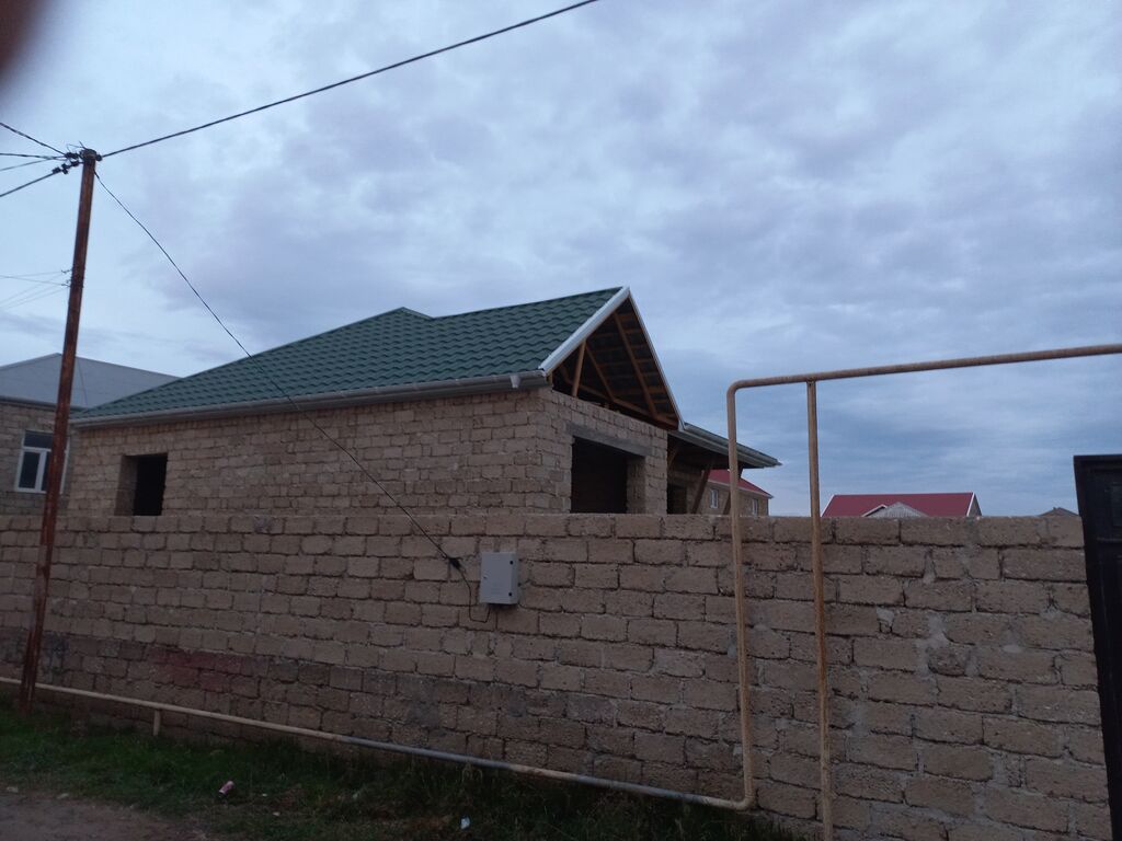 3 otaqlı, 130 kv. m, Kredit yoxdur, Təmirsiz