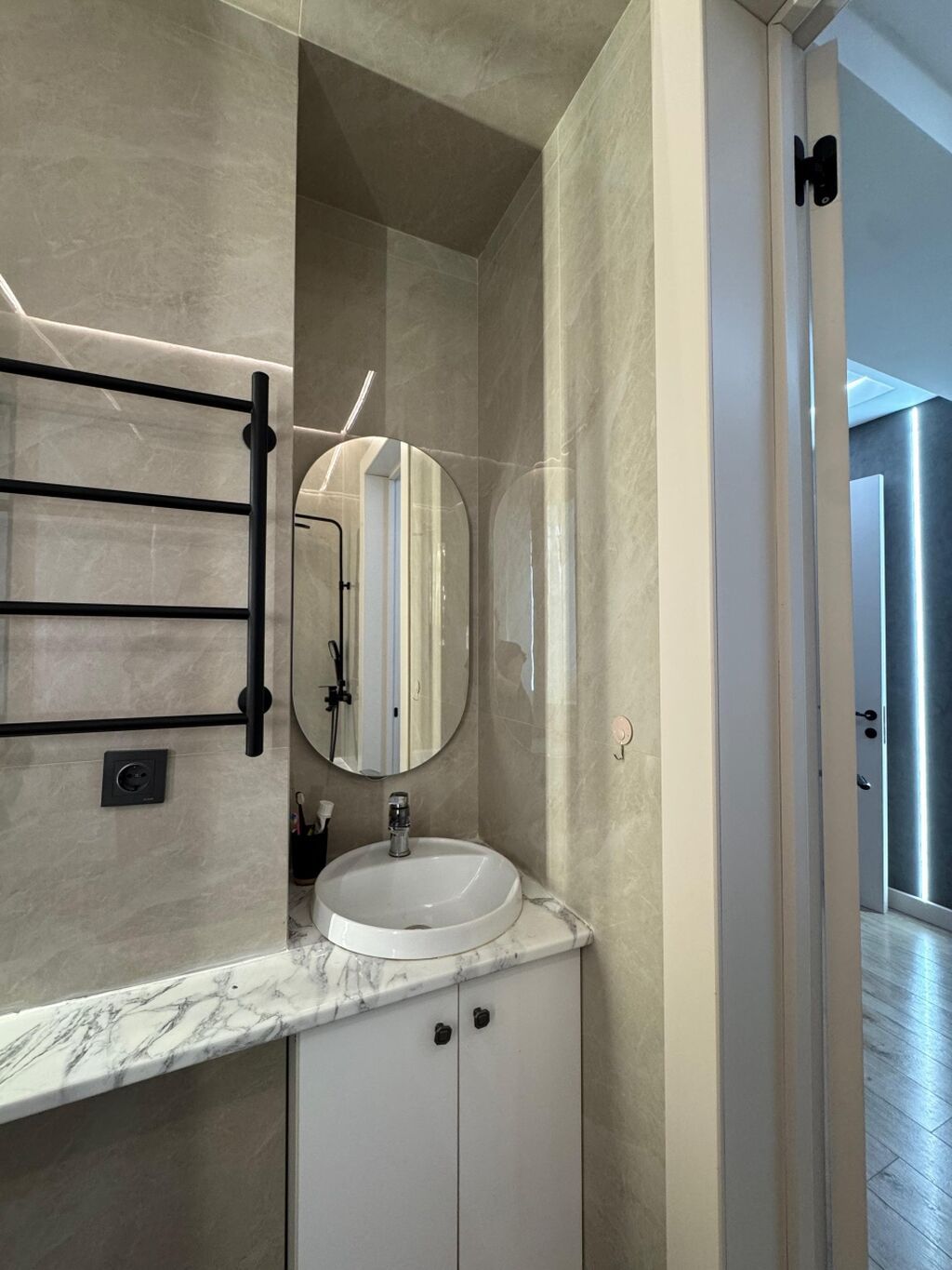 4 комнаты, 123 м², Асанбай мкр Элитка, 11 этаж, Дизайнерский ремонт: фото 4