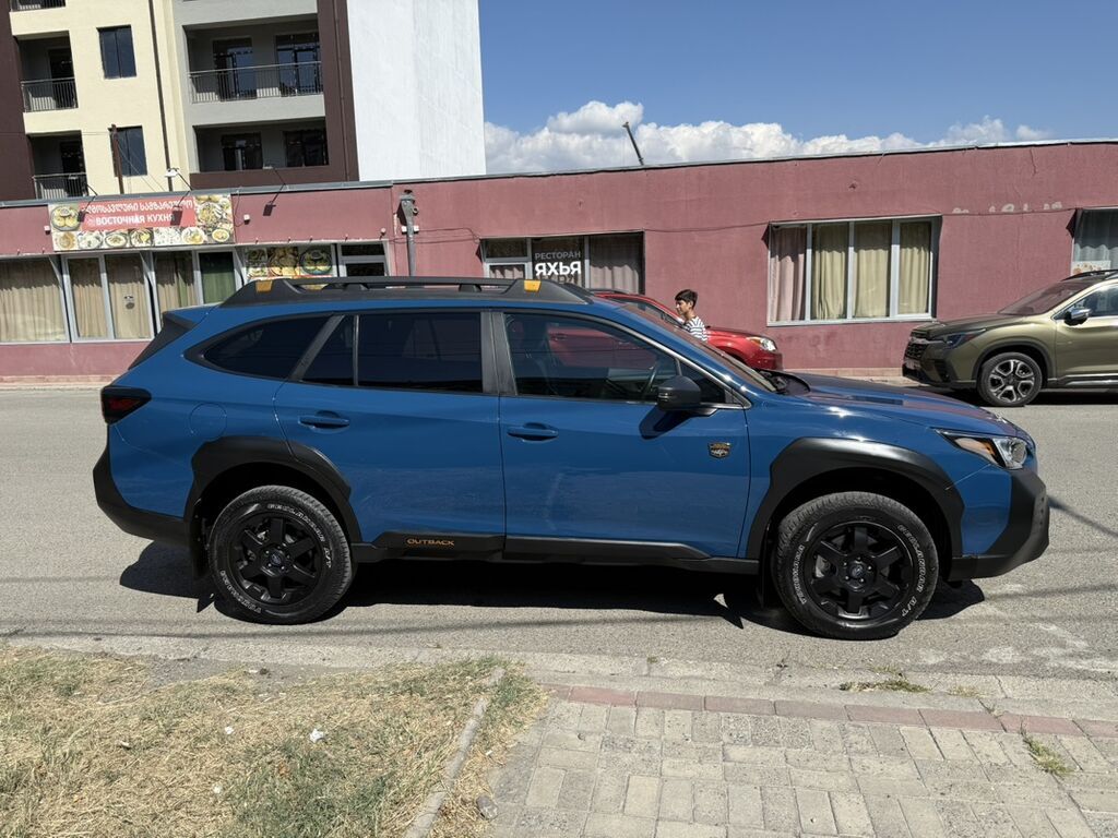 Subaru Outback: 2022 г., 2.4 л, Бензин, Универсал: фото 3