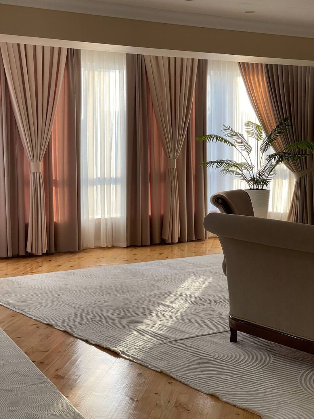 4 комнаты, 209 м², Бишкек Парк ТРЦ Элитка, 7 этаж, Дизайнерский ремонт: фото 6