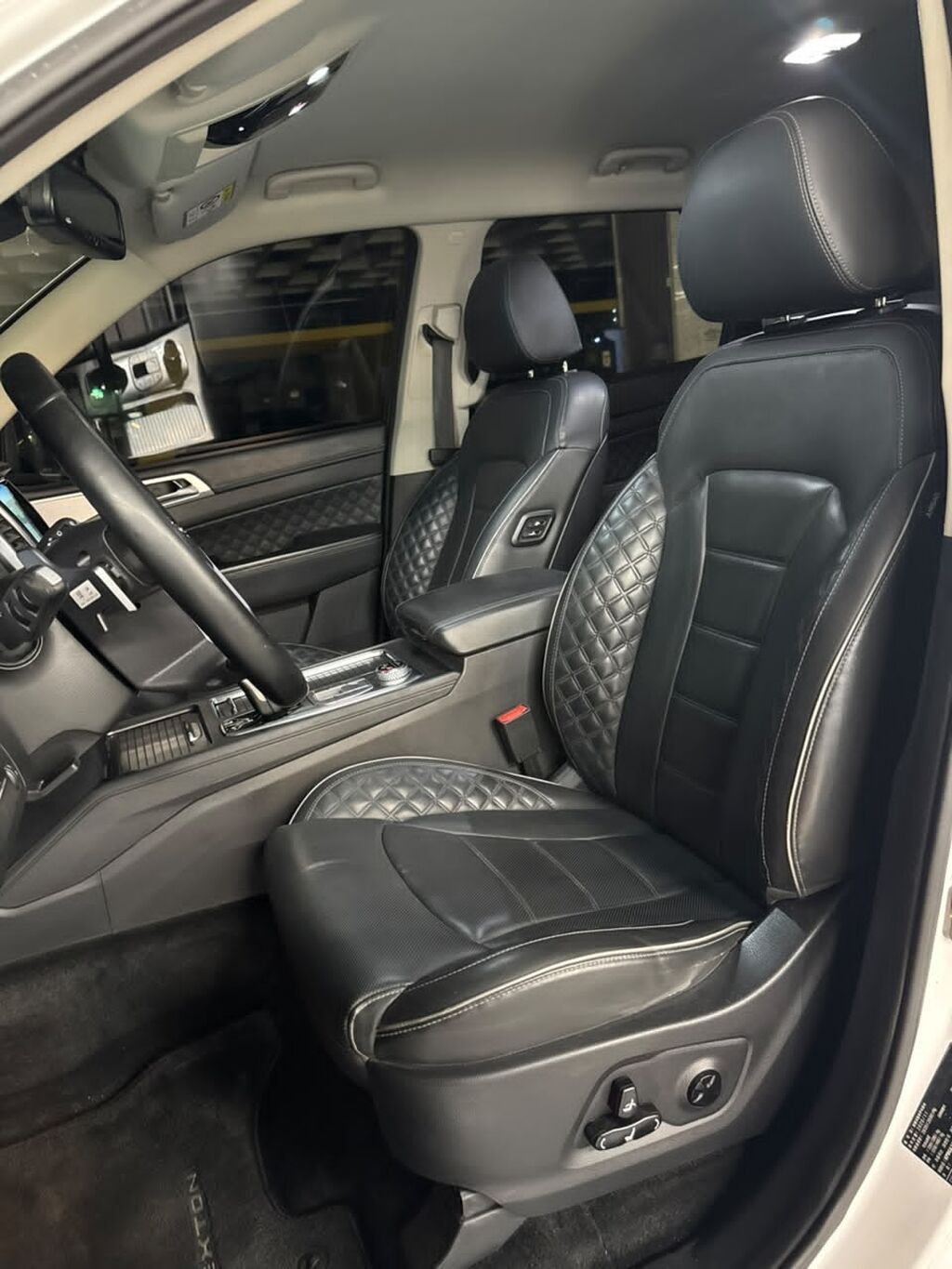 Ssangyong Rexton: 2020 г., 2.2 л, Автомат, Дизель, Внедорожник: фото 8