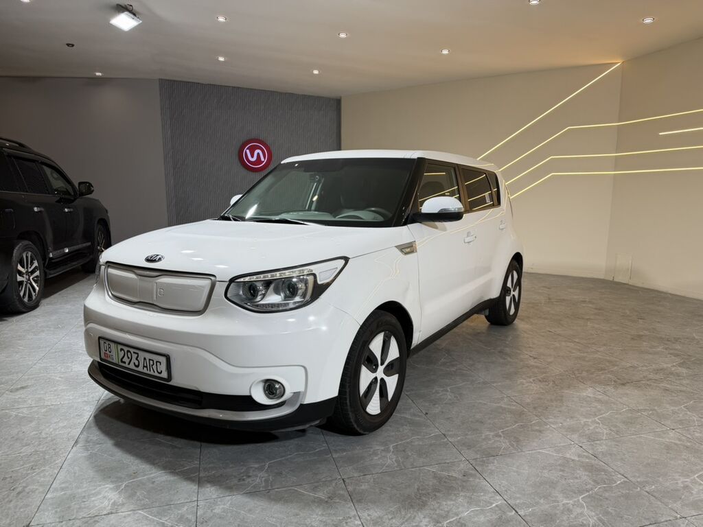 Kia Soul EV: 2019 г., Электромобиль, Кроссовер: фото 2