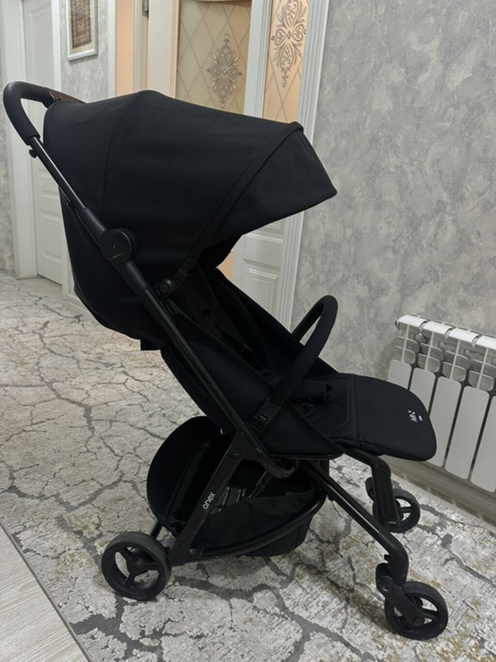 Прогулочная коляска One+ Air-Z (черная) - Легкая компактная коляска с — фото 2